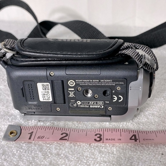 Canon FS100 Digital Video Camcorder Camera Silver Untested - Picture 13 of 15
